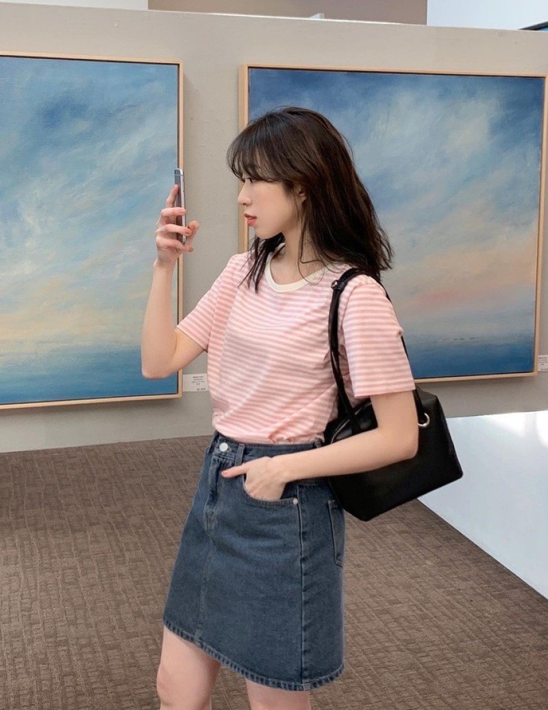 5 món đồ denim nhất định nên sắm để style mùa hè trẻ trung hơn - Ảnh 2.