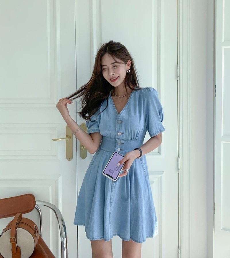 5 món đồ denim nhất định nên sắm để style mùa hè trẻ trung hơn - Ảnh 5.