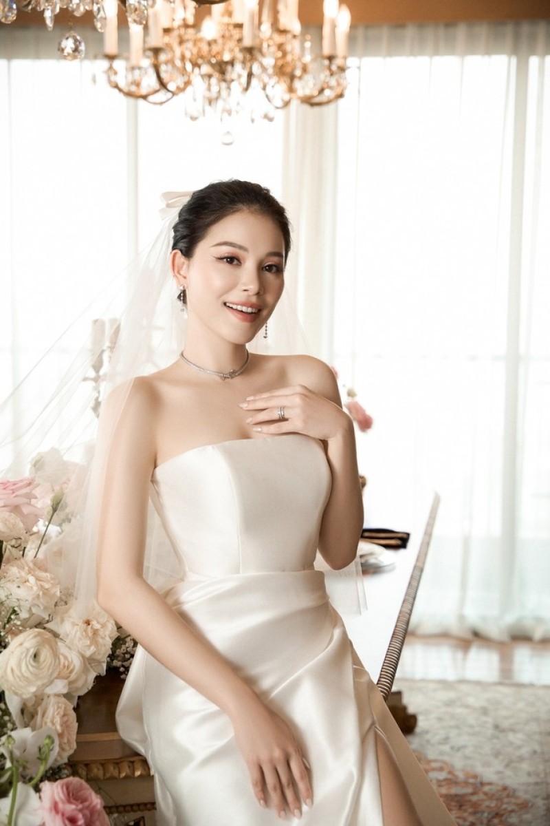 Ba dáng váy cưới kinh điển luôn được lòng dâu hào môn, diện lên là thấy khí chất hơn người - Ảnh 1.