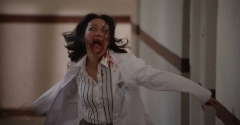 Giáo viên trong trường bị biến thành zombie