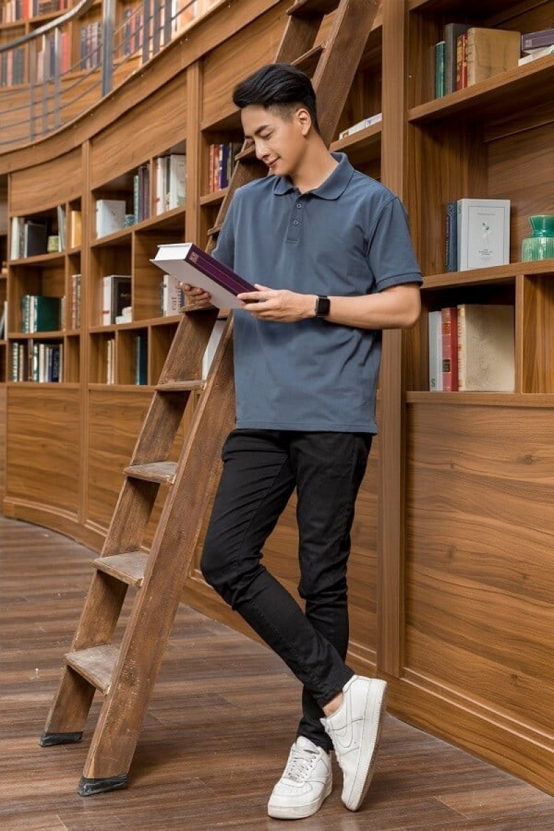Áo thun trơn/áo polo kết hợp quần tây/quần jeans dài