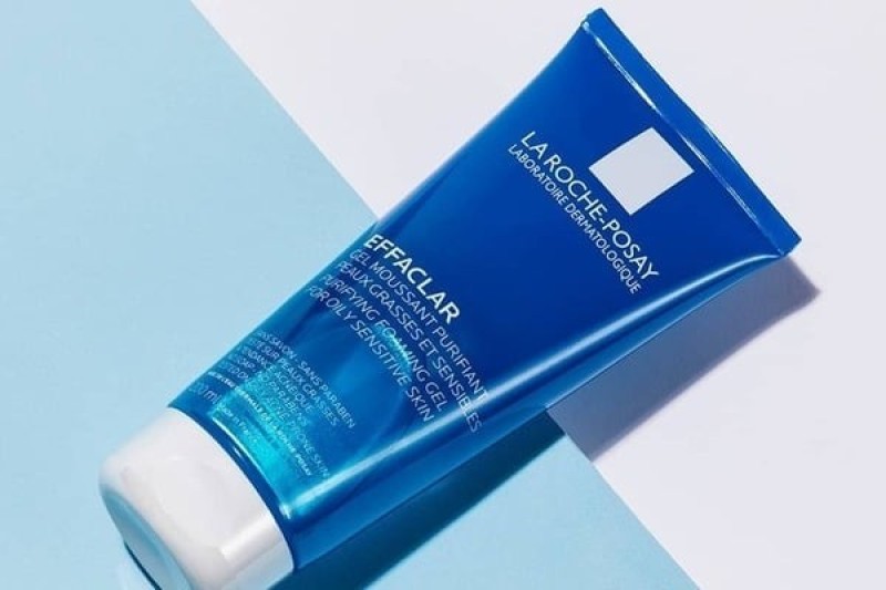 Sữa rửa mặt La Roche Posay Effaclar Purifying Foaming Gel