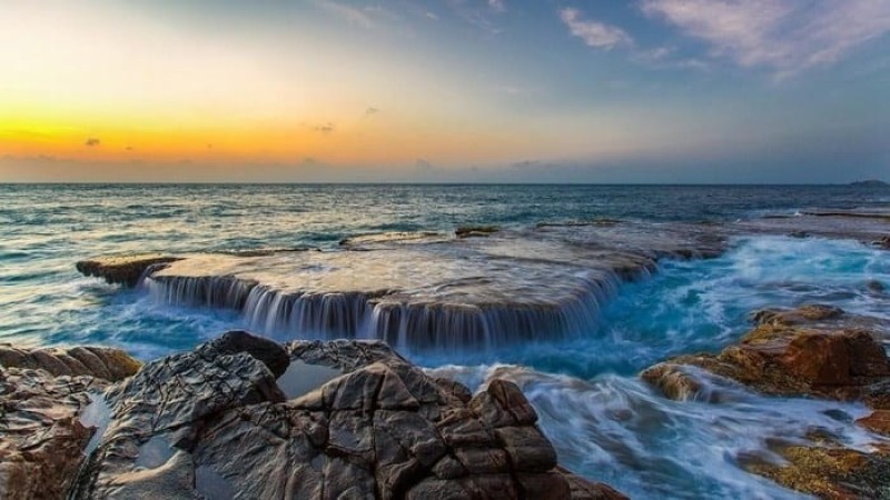 Hàng Rái vẻ đẹp hoang sơ – Là nơi ngắm bình minh đẹp nhất vịnh Vĩnh Hy