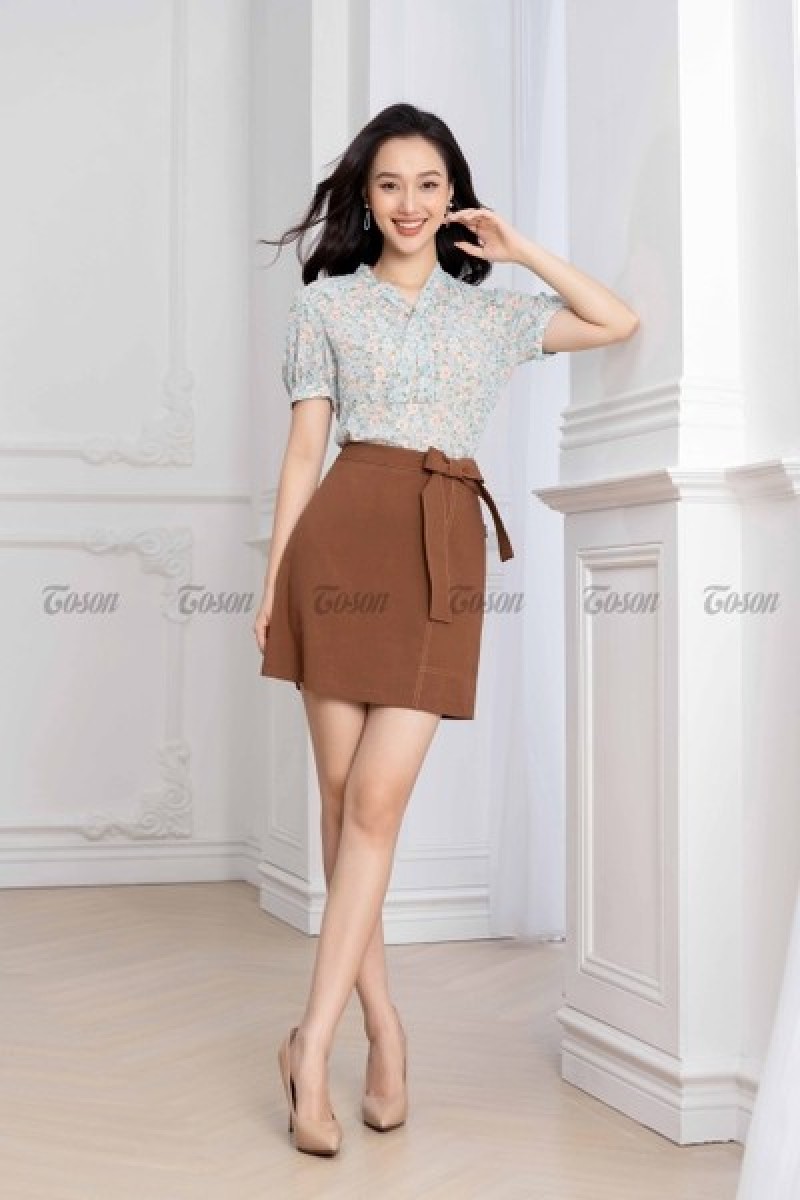 Áo sơ mi cổ thắt nơ