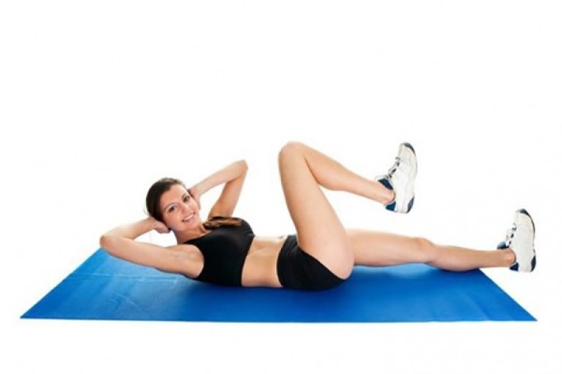 Twist Crunches – Gập bụng chéo giảm béo nhanh chóng