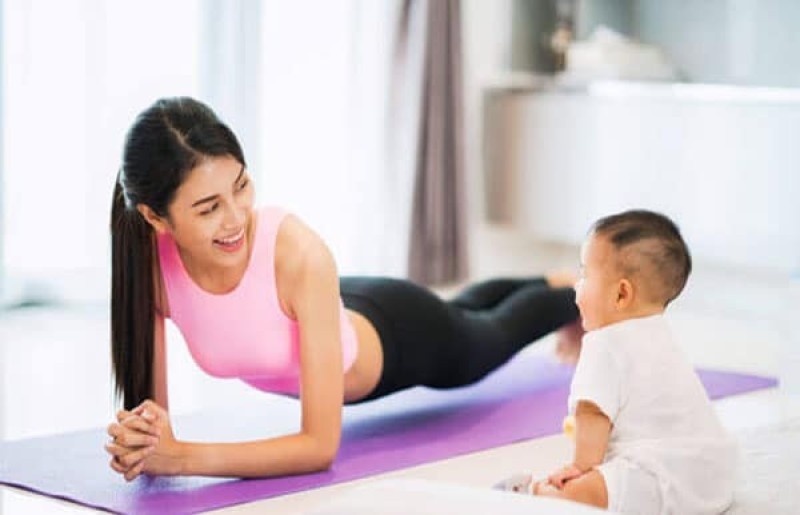 Để giảm mỡ bụng sau sinh 1 năm cần phải hạn chế ăn tinh bột