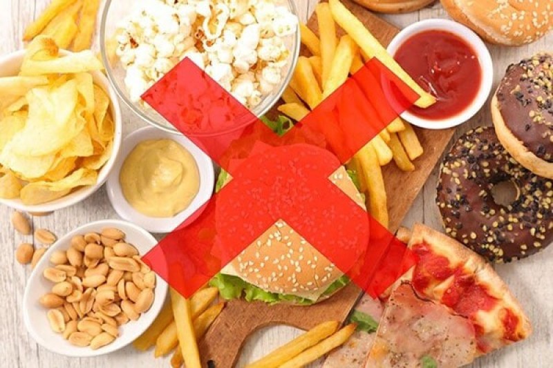 Cho con bú sữa mẹ là cách giảm mỡ bụng sau sinh 1 năm hiệu quả