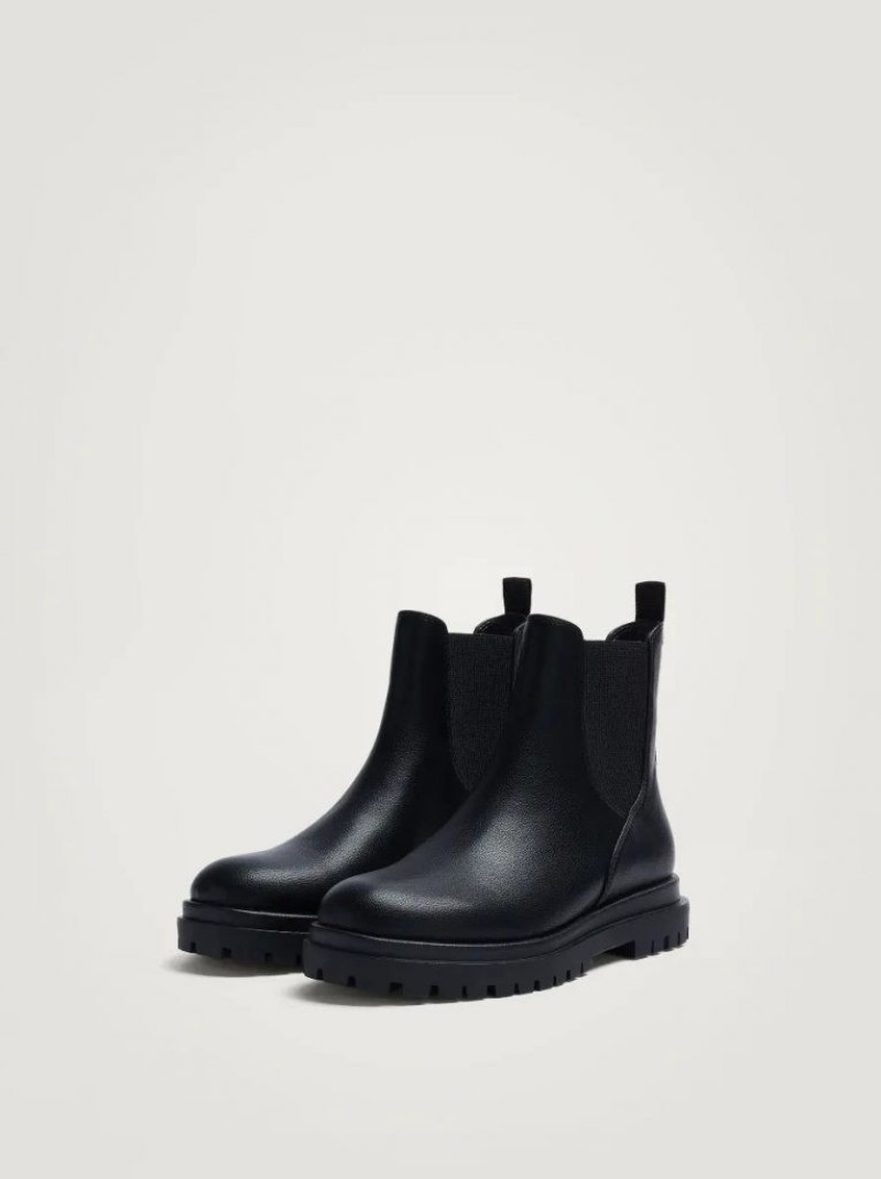 Phối đồ với boot màu đen
