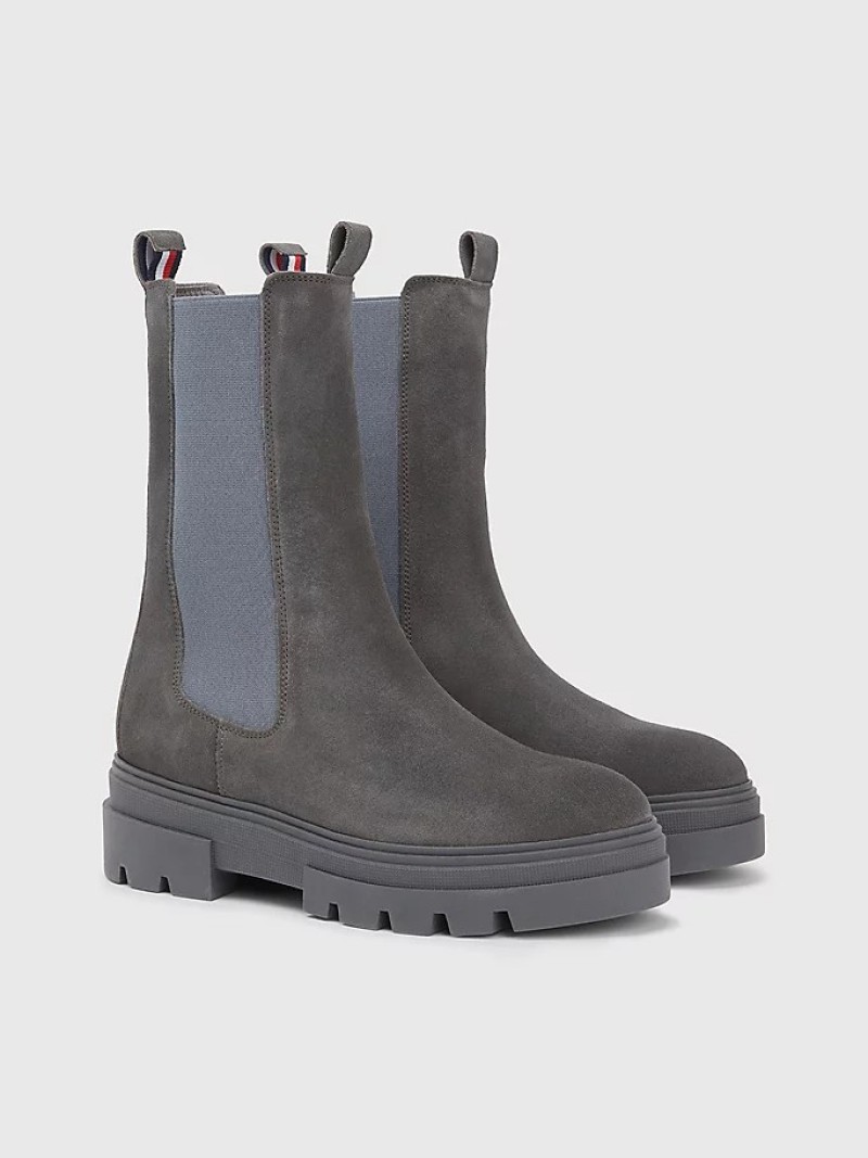 Phối đồ với boot màu xám