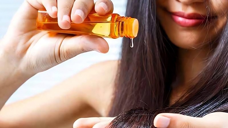 Sử dụng các sản phẩm chăm sóc tóc chất lượng