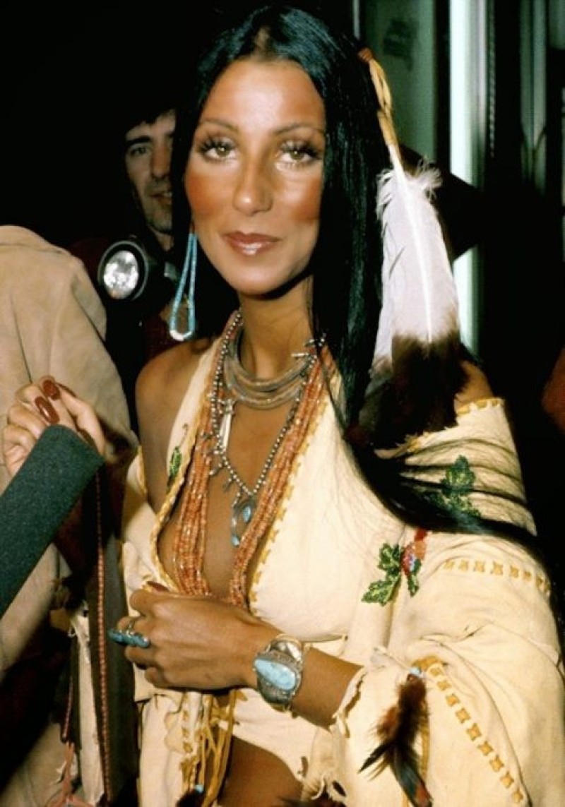 BOHEMIAN VÀ DÂN HIPPIE
