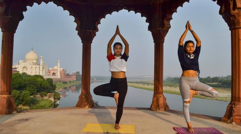 kênh youtube dạy yoga ấn độ nổi tiếng