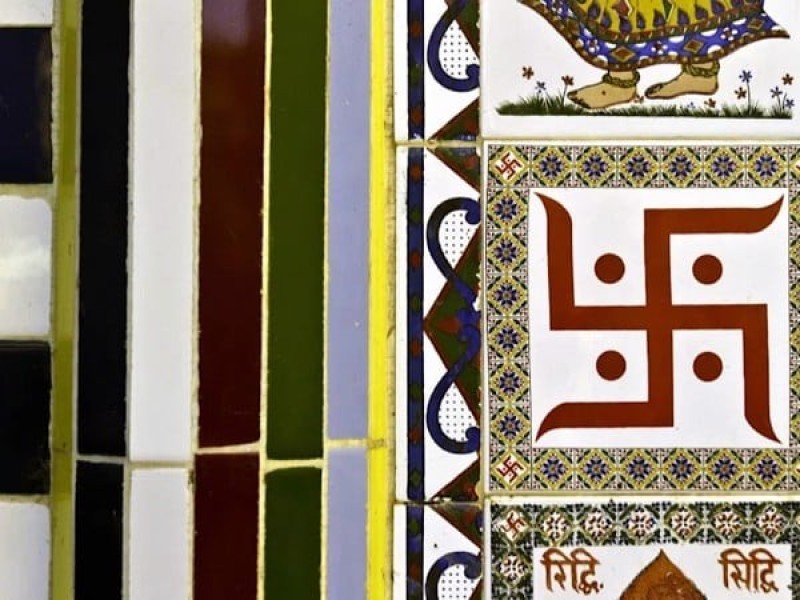 Biểu tượng chữ Vạn