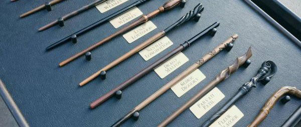 Khám Phá Bí Ẩn Đũa Phép Phù Thủy Trong Harry Potter