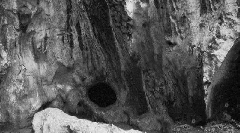 Cảnh Tôn Ngộ Không bị giam 500 năm dưới Ngũ Hành Sơn: Hóa ra Lục Tiểu Linh Đồng phải 