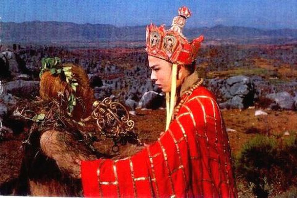 Vì Sao Đường Tăng Mặc Áo Cà Sa Gấm Đi Tu Hành, Dùng Bát Bằng Vàng Để Đổi Chân Kinh?