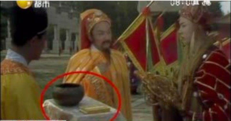 Vì sao Đường Tăng mặc áo cà sa gấm đi tu hành, dùng bát bằng vàng để đổi chân kinh? - 4