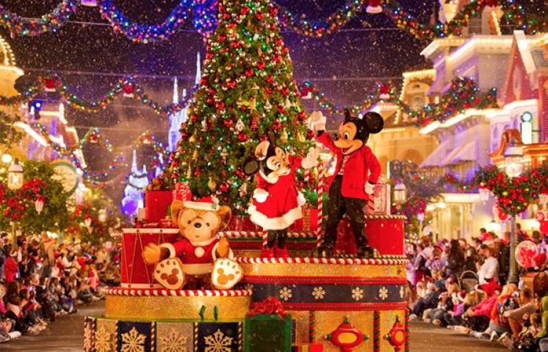 Lễ hội giáng sinh tại Công viên Hồ Tây bé sẽ rất thích