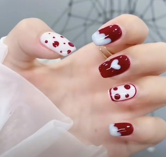 Mẫu Nail Noel 2024 Đẹp Sang Trọng, Nổi Bật, Dễ Thương Cho Các Bánh Bèo