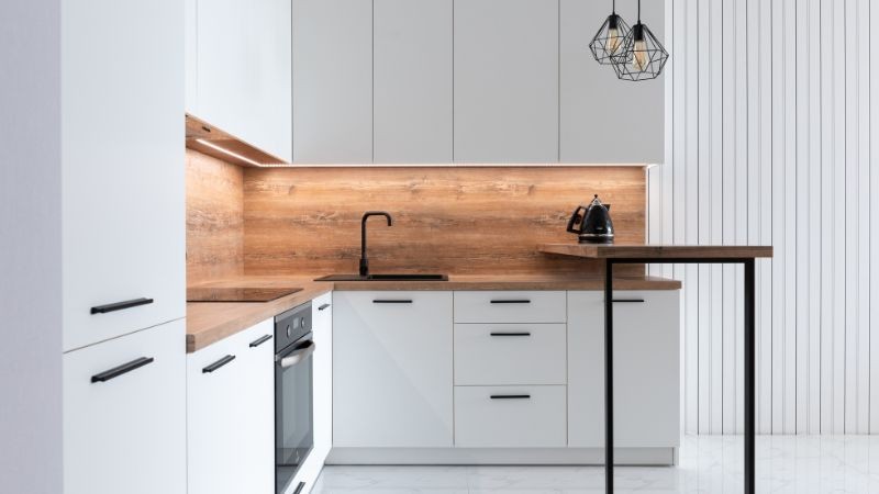 Bếp nằm gần đường ống nước chính