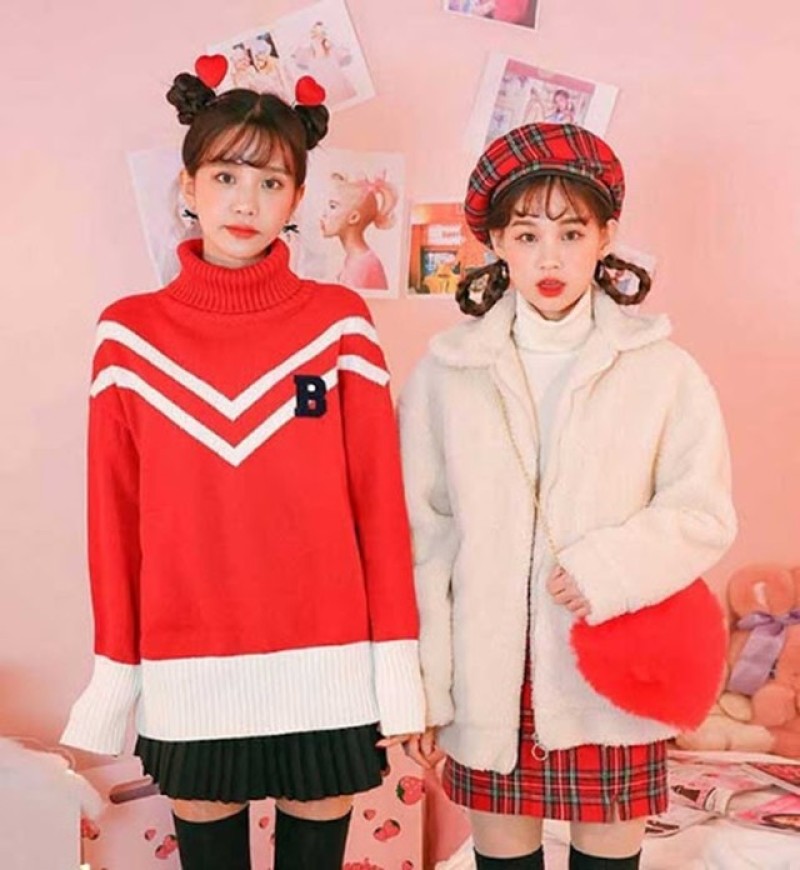 Muốn có phong cách đồ Noel đẹp, bạn phải mặc hợp xu hướng. 