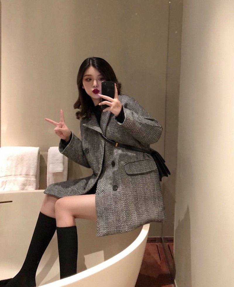 Áo khoác blazer mặc đi chơi Noel siêu thời thượng