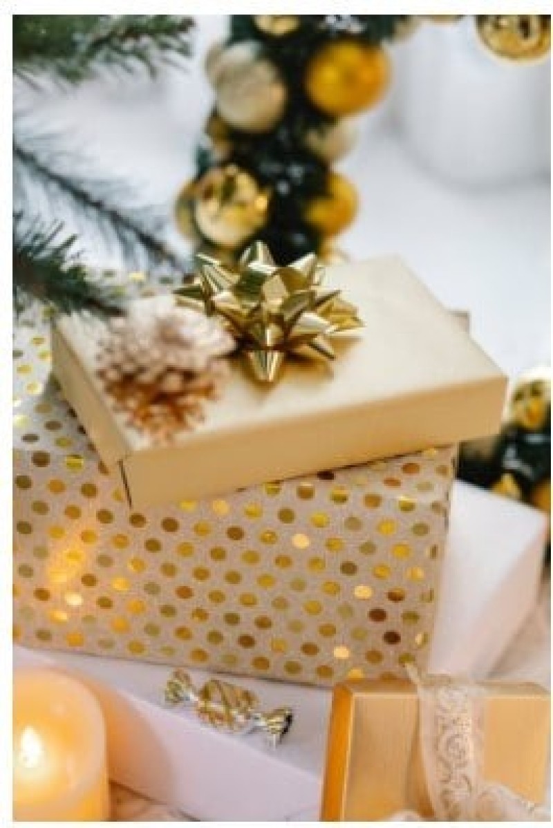hộp quà Noel để trang trí