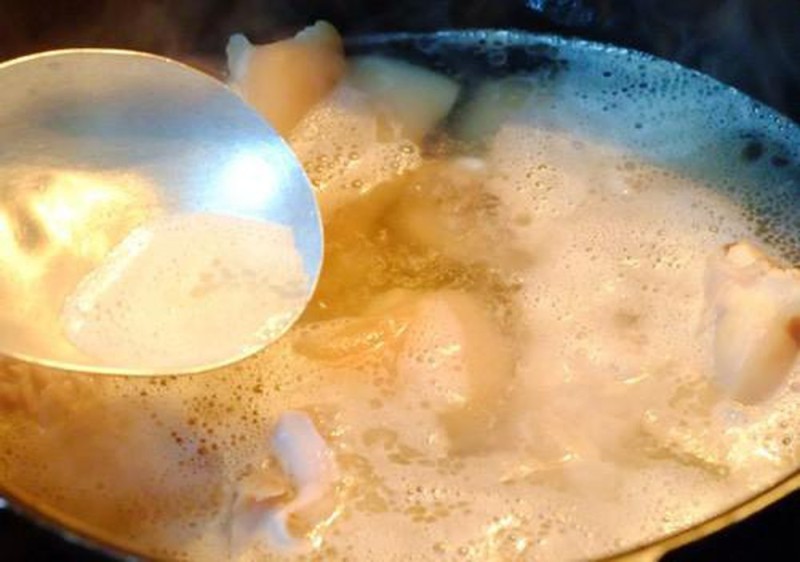 nấu nước dùng thật ngon và ngọt