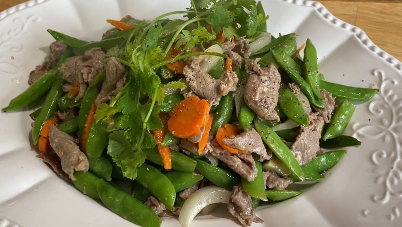 Cách làm đậu hà lan xào thịt bò ngon ngọt, dễ làm, đổi vị cho cả nhà