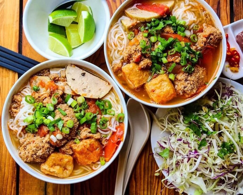 bún bò có riêu 