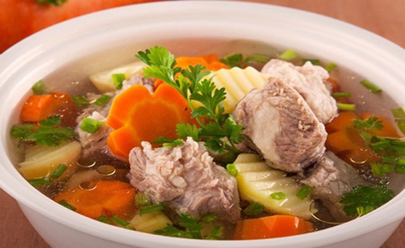 canh sườn rau củ món ăn không thể thiếu trong thực đơn cơm nhà 3 món