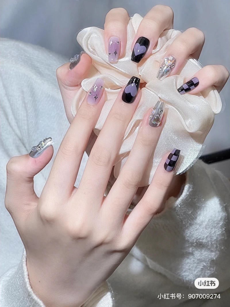 nail màu tím