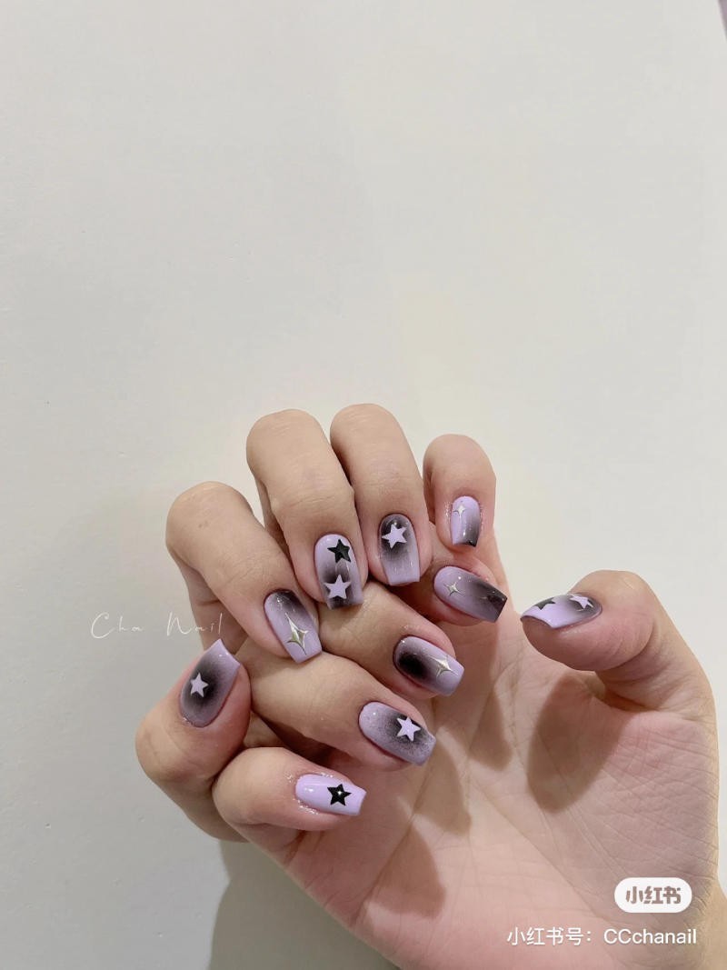 nail màu tím