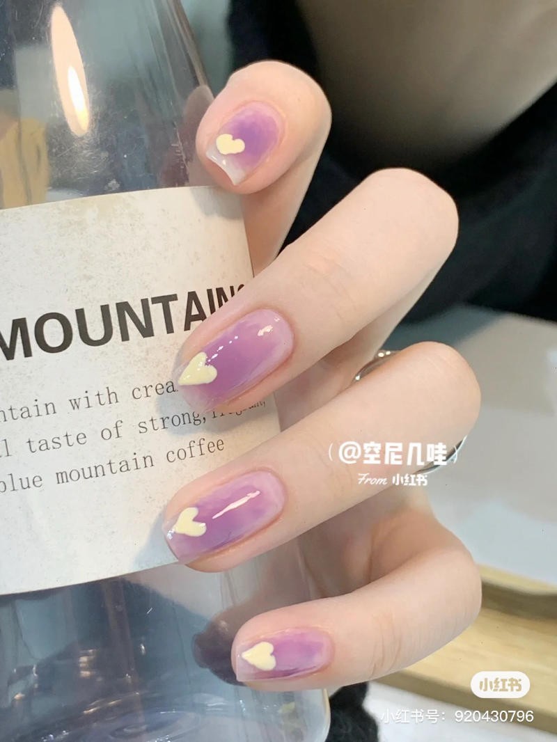 nail màu tím