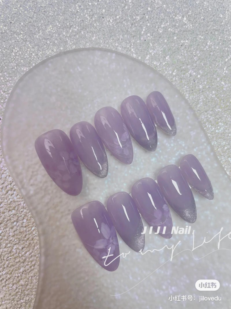 nail màu tím