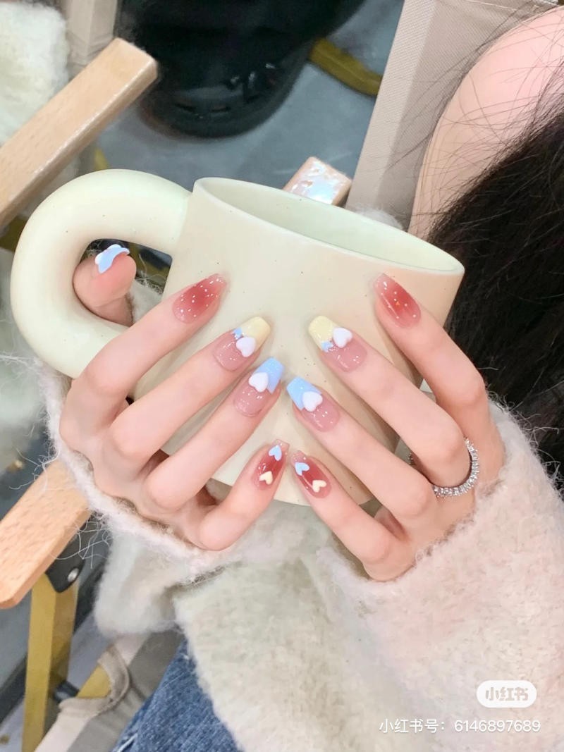 nail màu xanh dương nhạt