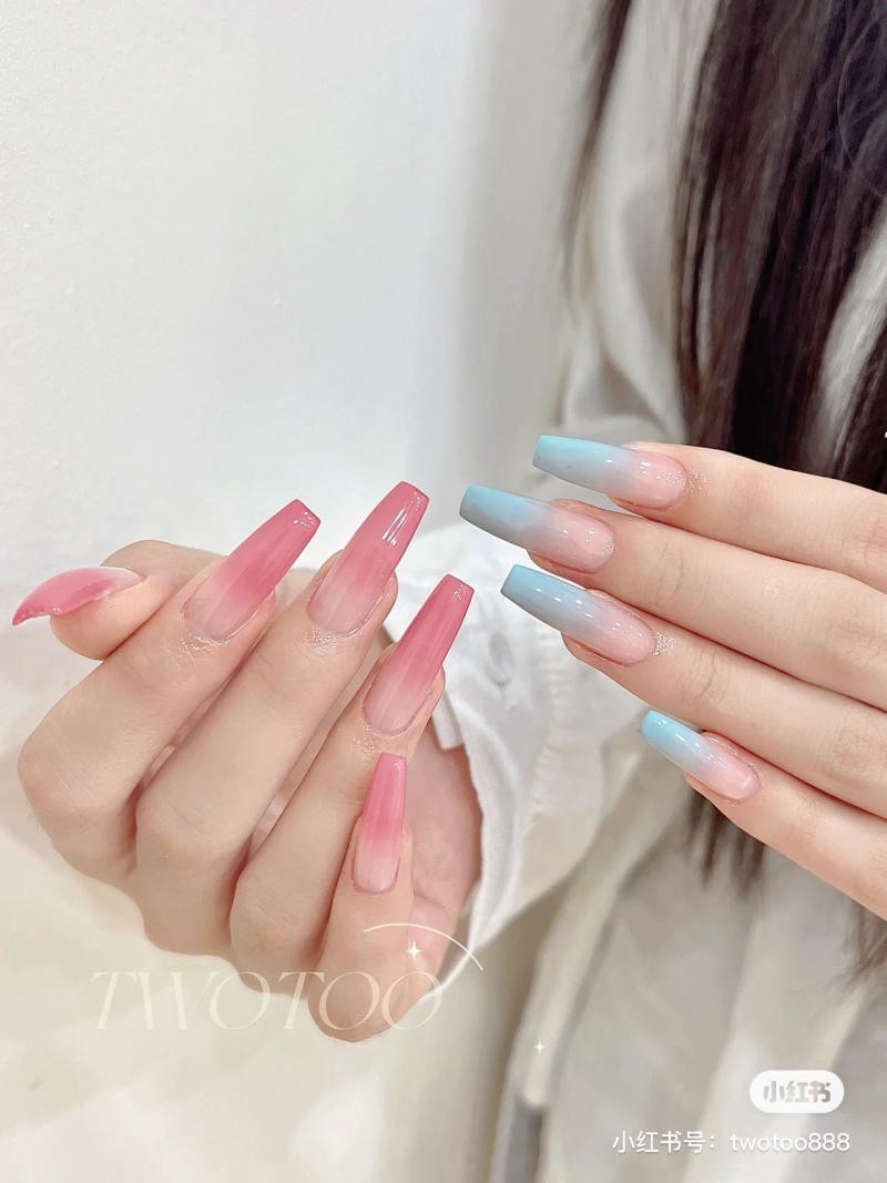 nail màu xanh dương nhạt