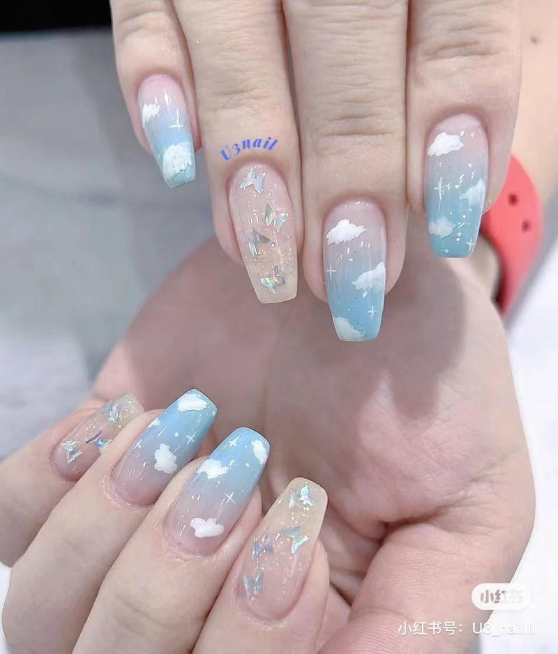 nail màu xanh dương nhạt