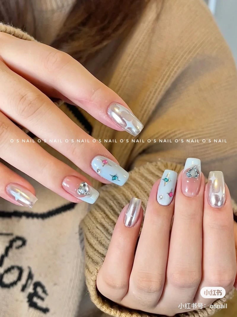 nail màu xanh dương nhạt