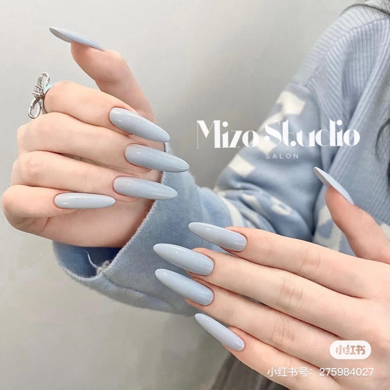 nail màu xanh dương nhạt