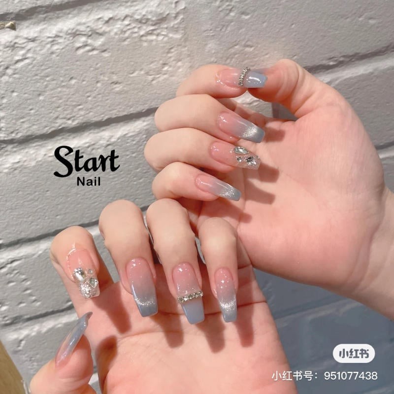bạn có thích sơn nail mắt mèo không?