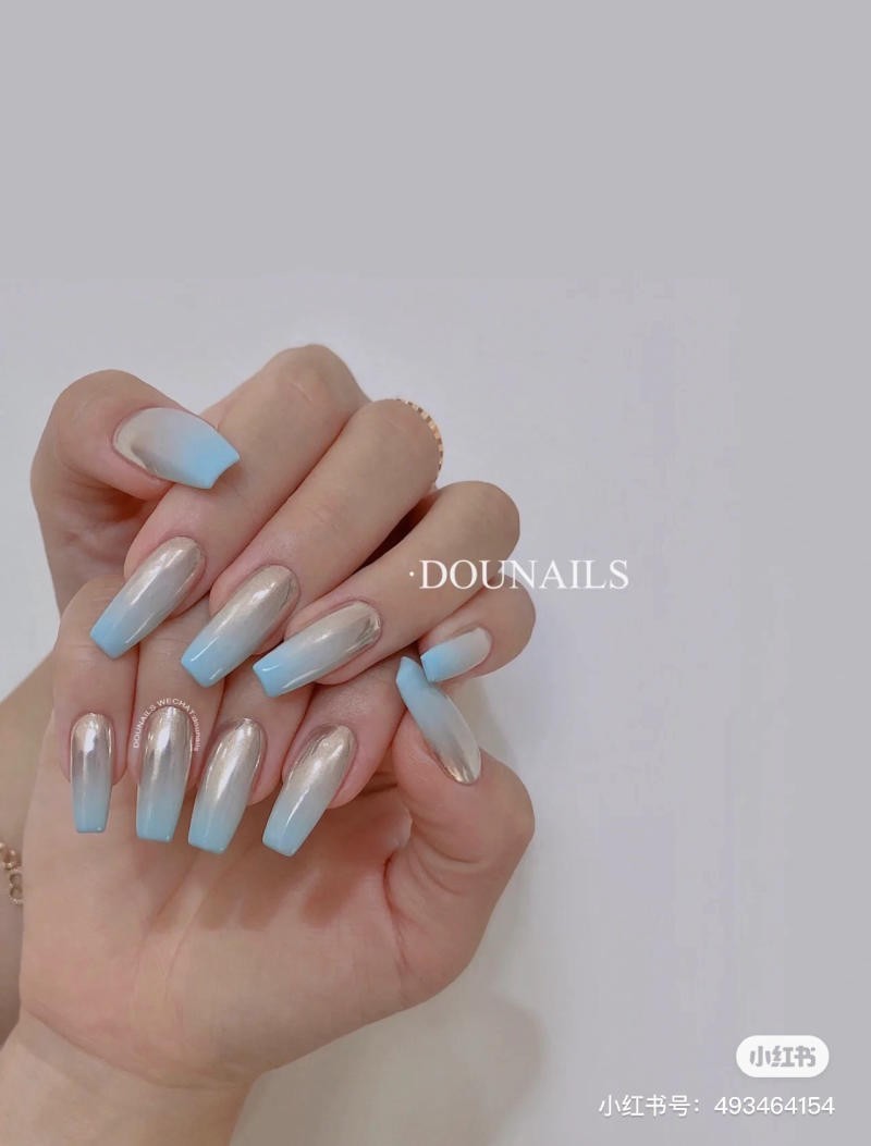 Nail xanh dương nhạt tráng gương