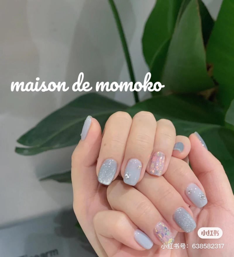 nail màu xanh dương nhạt