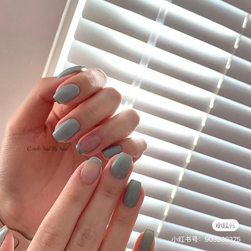 nail màu xanh dương nhạt