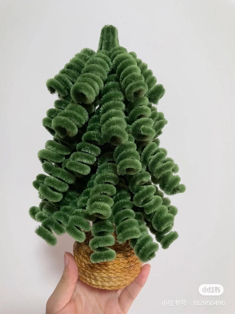 làm cây thông noel bằng kẽm nhung