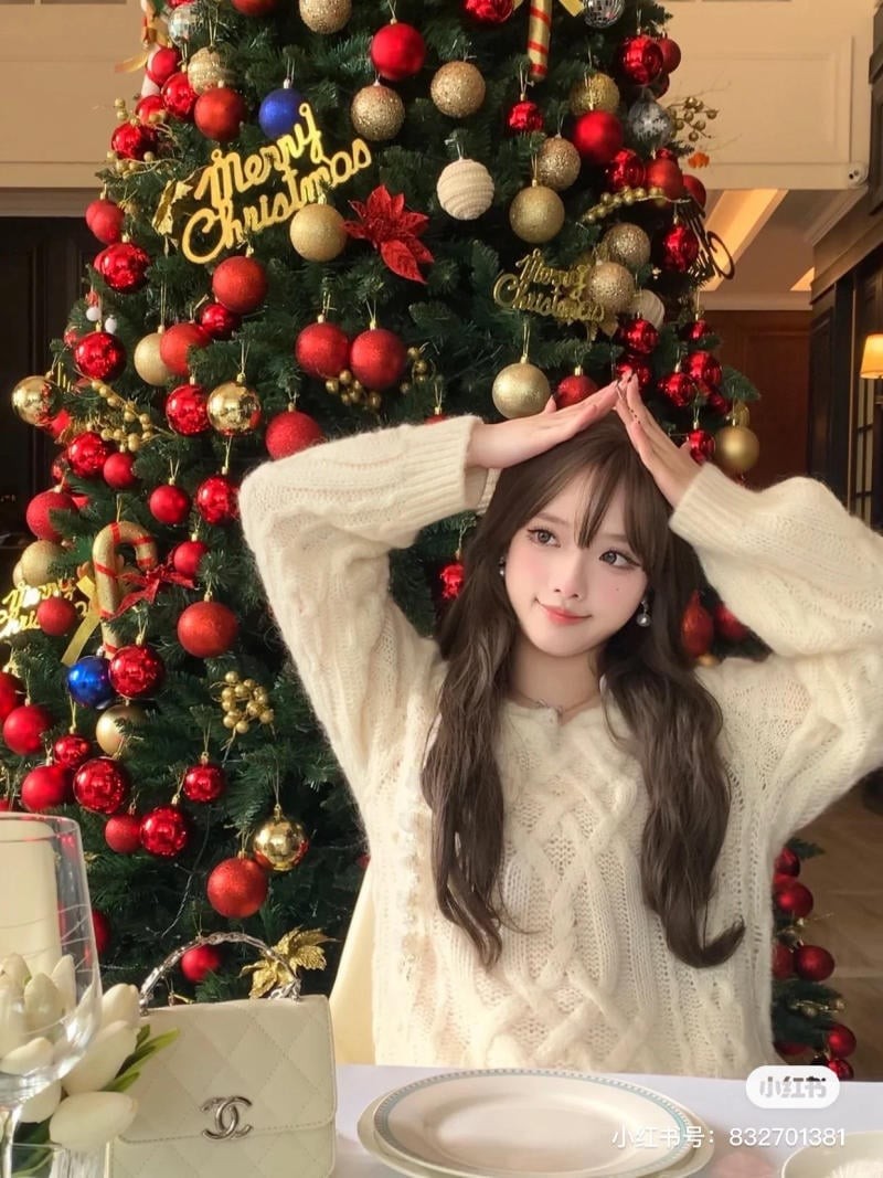 Tips Chụp Ảnh Với Cây Thông Noel Cực Đỉnh, HOT Nhất 2023