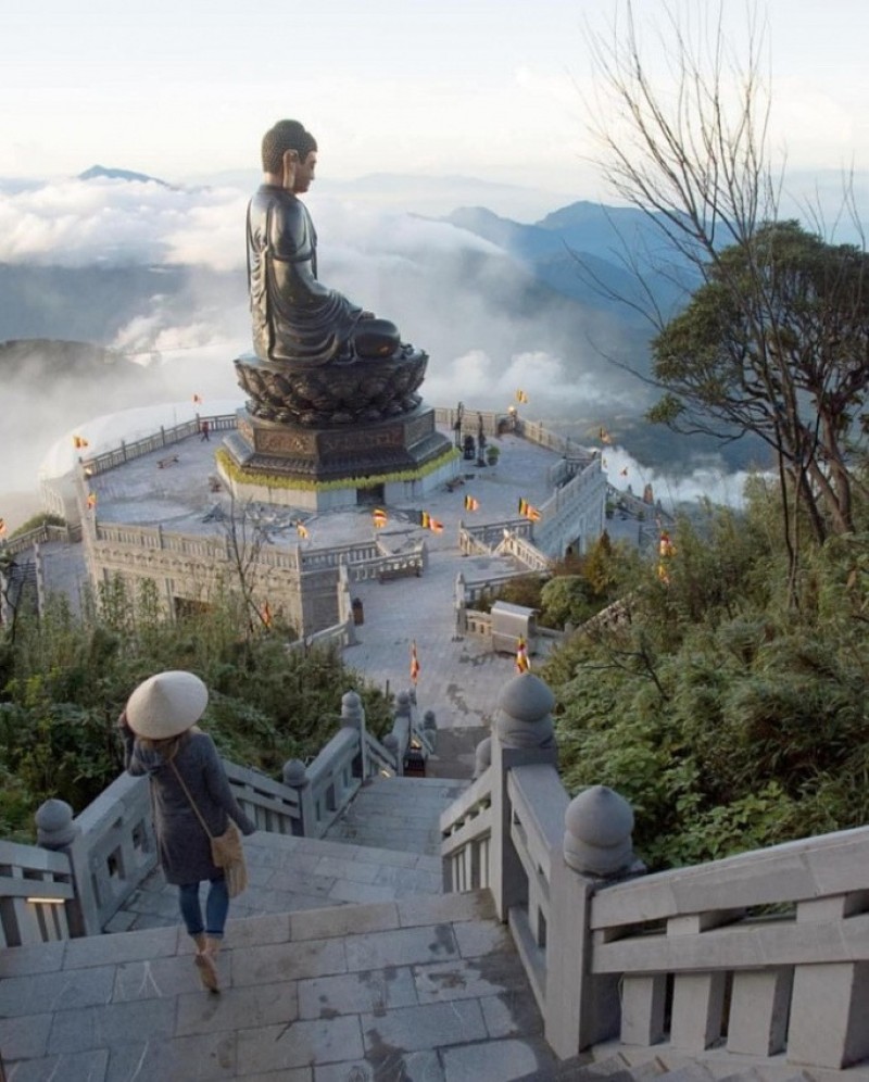  Đình Fanxipang ở Sapa