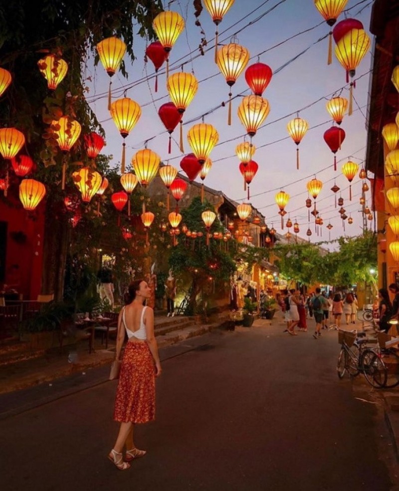 Phố cổ Hội An lên đèn