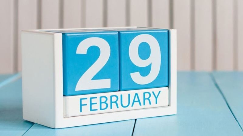 Năm 2024 nhuần tháng mấy?