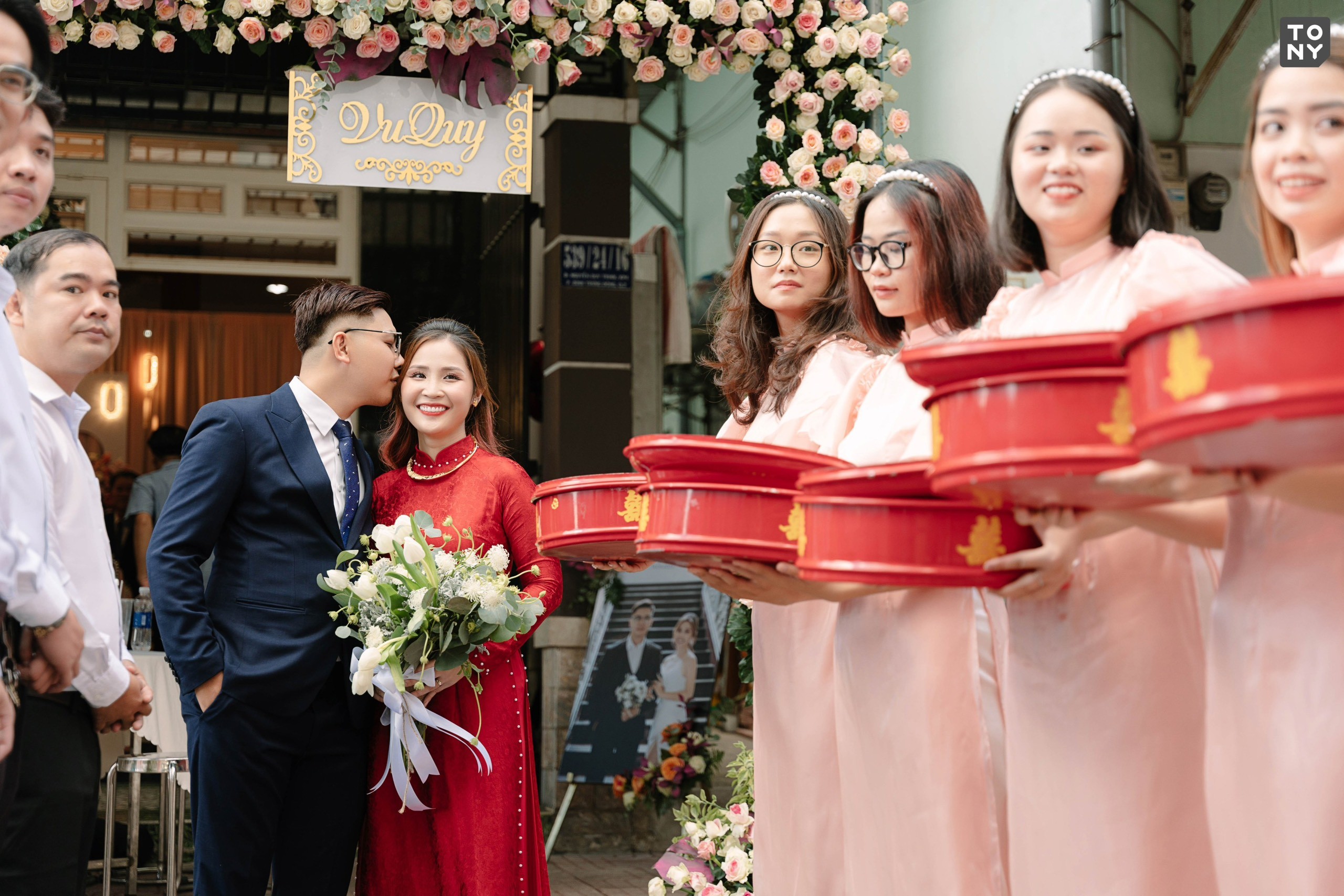 Vali Cô Dâu Về Nhà Chồng Gồm Những Gì? Những Lưu Ý Khi Xách Vali?